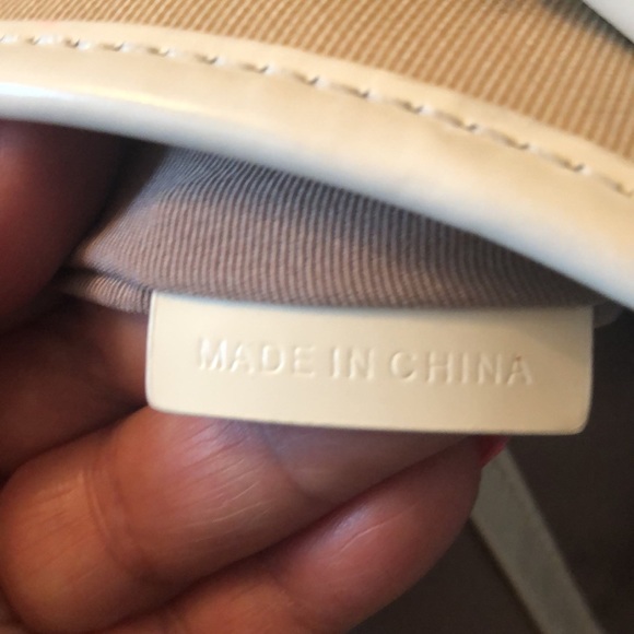 💯% AUTHENTIC LARGE BURBERRY SUPER NOVA CHECK TOTE BAG. - Picture 9 of 17